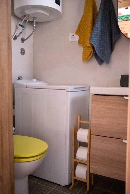 Appartamento Lovely Loft Studio W Patio & Garden Abbazia Esterno foto